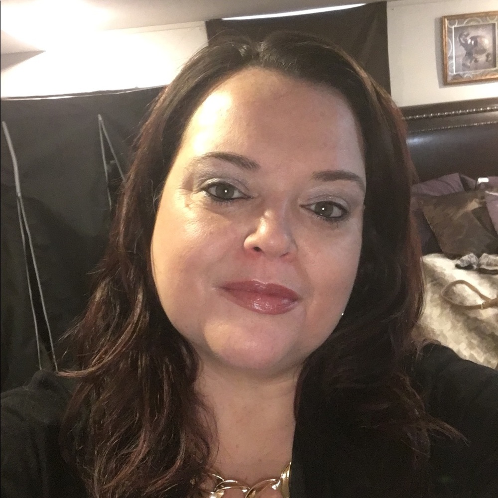 Meet your Posher, Aprel